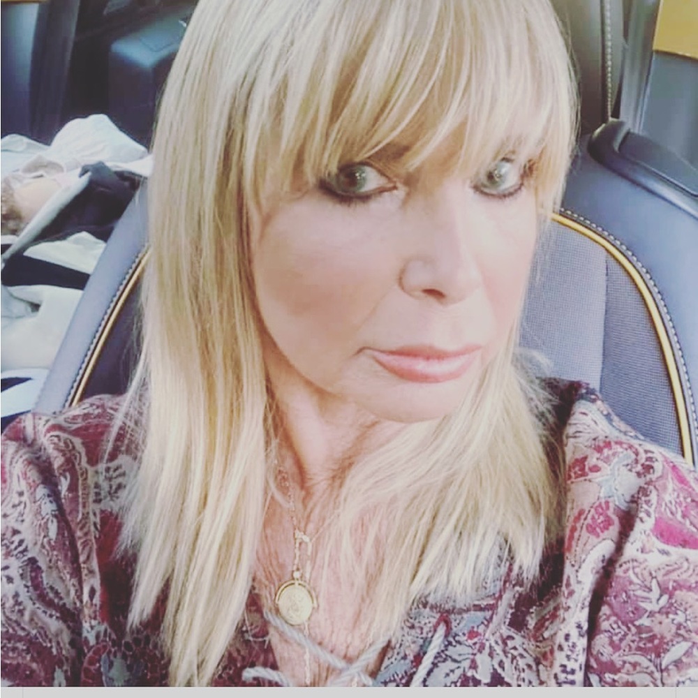 Meet your Posher, Wendie